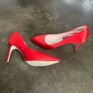 Nine West satin Red heels
